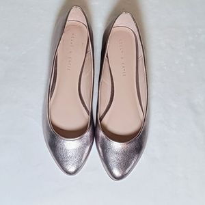 Women’s Flats